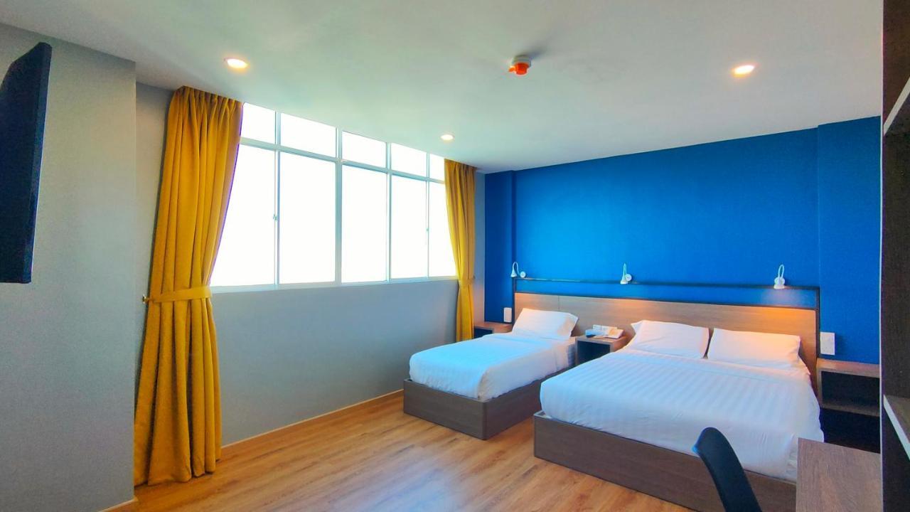 Uptown Hotel Semporna Exterior photo
